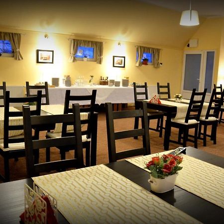 Cazare La Troita Hotel Codlea Luaran gambar