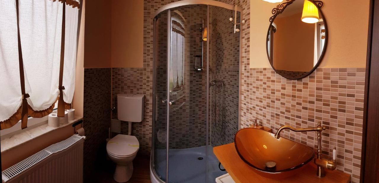 Cazare La Troita Hotel Codlea Luaran gambar