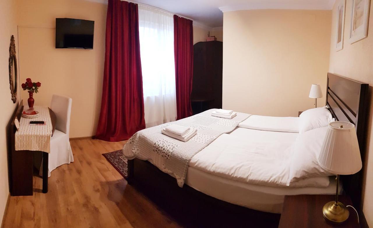 Cazare La Troita Hotel Codlea Luaran gambar