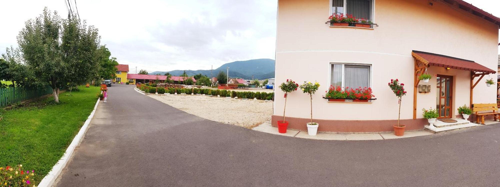 Cazare La Troita Hotel Codlea Luaran gambar